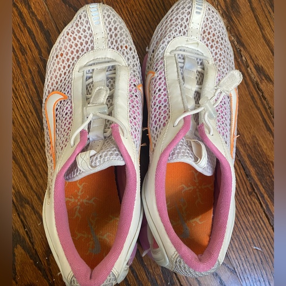 Women’s Nike Zoom Air Dynamic Heel Fit Sneaker size 6.5 - Picture 4 of 7